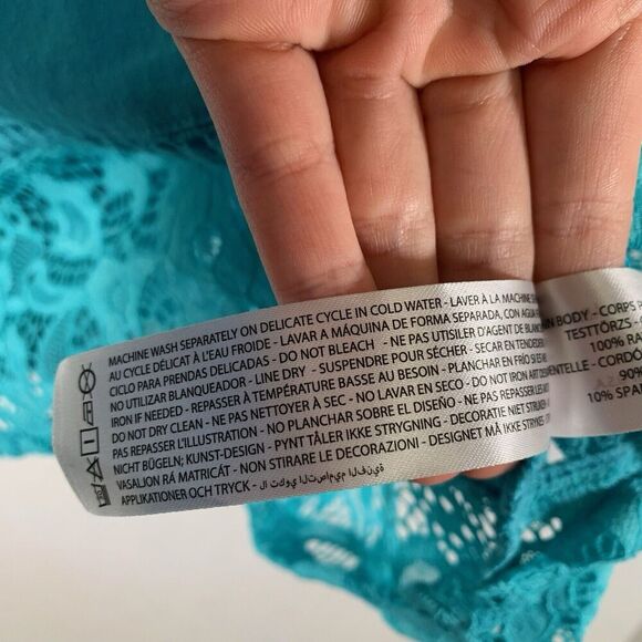 New Ariat Blouse Women's Small Blue Short Sleeve Crotche Round Neck Lightweight - Picture 6 of 9